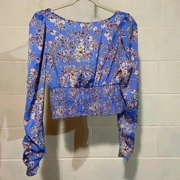 Free People Santiago Blouse SMALL Blue Floral Puff‎ Sleeve Ruched Smocked Boho - Picture 9 of 9